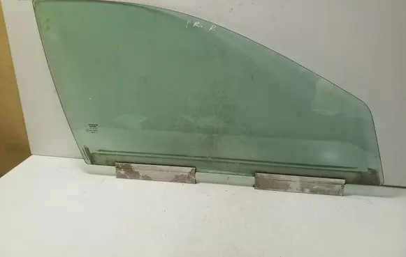 Volvo S60 Front door window glass four-door