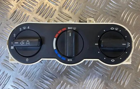 Mercedes-Benz Vito Viano W638 Climate control unit 133302Z 816578