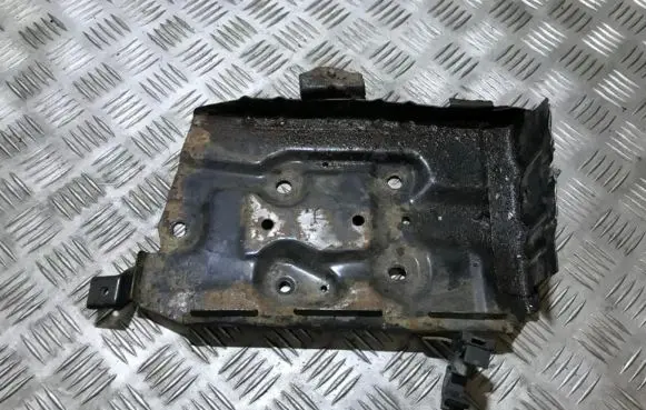 Nissan Almera Battery box tray 
