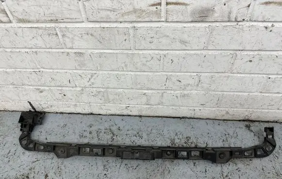 Volkswagen Golf VI Rear bumper mounting bracket 5K6807863