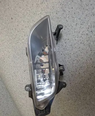 Hyundai H-1, Starex, Satellite Front fog light 922024H0