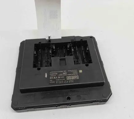 Volkswagen Transporter - Caravelle T6 Central body control module A3C0462700100 A2C91507200