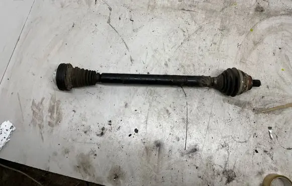 Volvo V70 Front driveshaft 