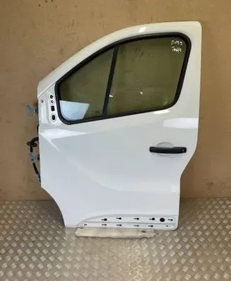 Renault Trafic III (X82) Front door