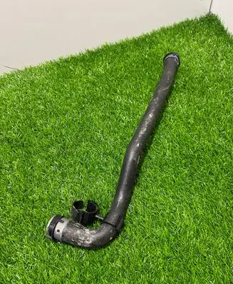 Mercedes-Benz GLE W167 Engine coolant pipe/hose 472116202