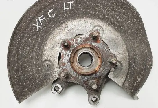 Jaguar XF X250 Rear wheel hub