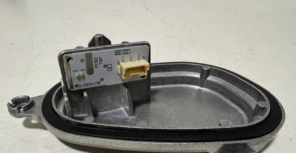 BMW X1 F48 F49 LED ballast control module 63119477835 9477835