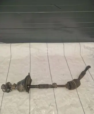 Nissan Navara D40 Steering column universal joint 