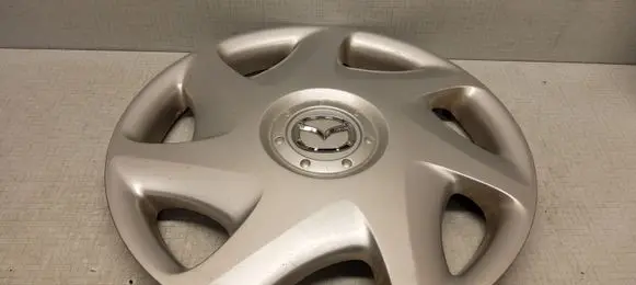 Mazda 6 R15 wheel hub/cap/trim GJ6A37170