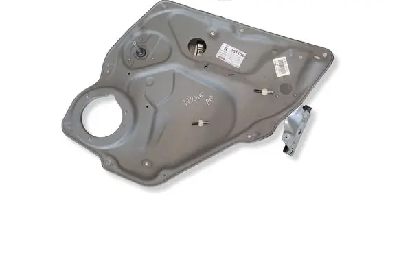 Mercedes-Benz B W245 Rear door manual window regulator A1697300679