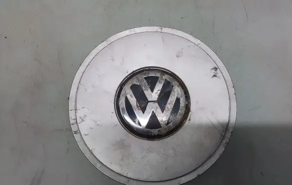 Volkswagen PASSAT B5 Non-original wheel cap 