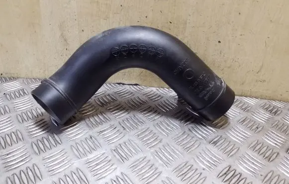 Subaru Outback Turbo air intake inlet pipe/hose A12AJ02