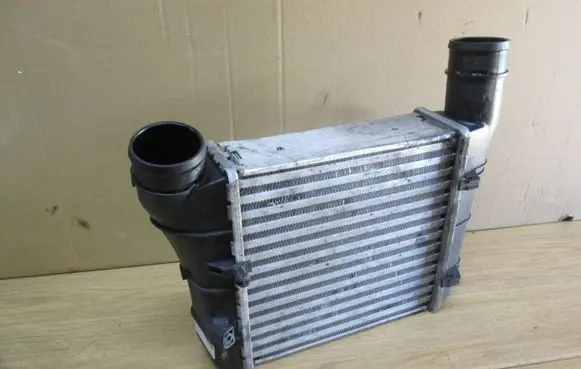 Audi A4 S4 B6 8E 8H Intercooler radiator 450402767E C1336000S 70820619