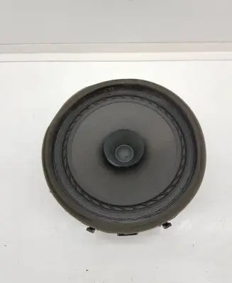 Mitsubishi L200 Front door speaker 8720A151