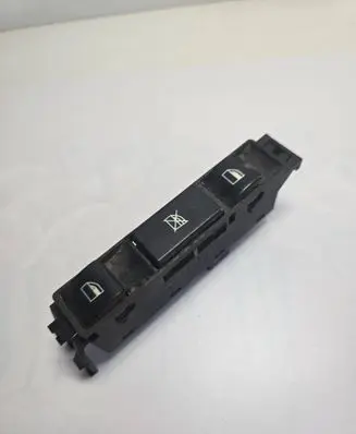 BMW X3 E83 Electric window control switch 61318381518