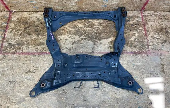 Volvo XC90 Front subframe T033A S2501R098-D