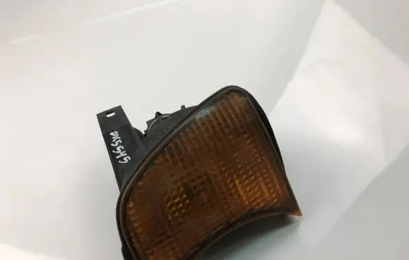 BMW 7 E32 Front fender indicator light 155243