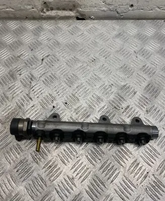 Nissan X-Trail T31 Fuel main line pipe 8200842432 8200610770