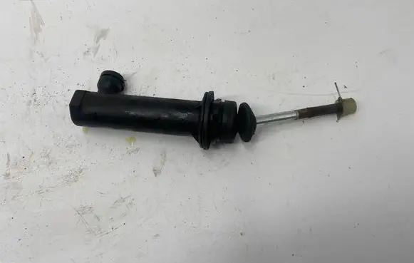 Iveco Daily 4th gen Clutch slave cylinder 
