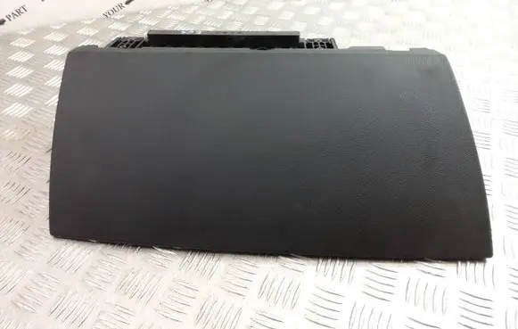 BMW 7 E65 E66 Glove box