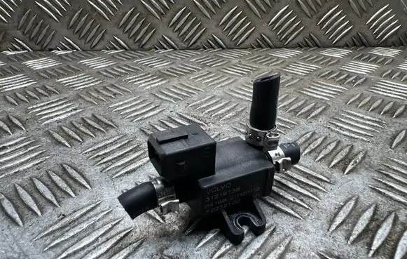 Volvo XC60 Turbo solenoid valve 31219138 70222100 20101118