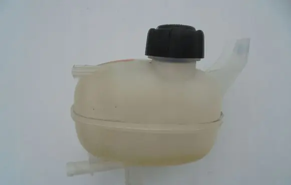 Nissan Micra K14 Coolant expansion tank/reservoir