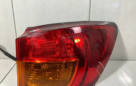 Lexus IS 200-300 Rear/tail lights