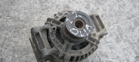 Mercedes-Benz Vito Viano W639 Generator/alternator A0121542202