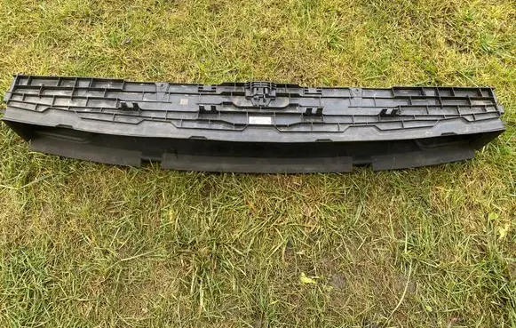BMW 5 G60 G61 Front bumper lower grill 5A09B57