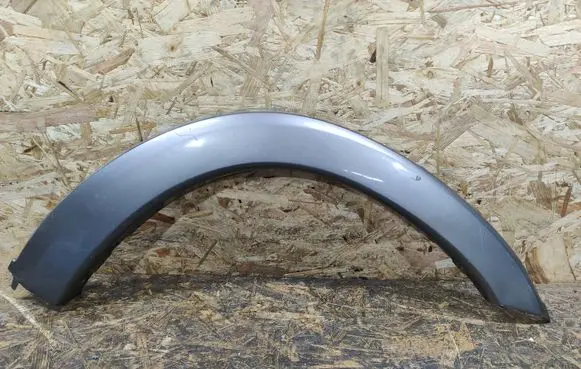 Mitsubishi Outlander Front arch trim MN175070