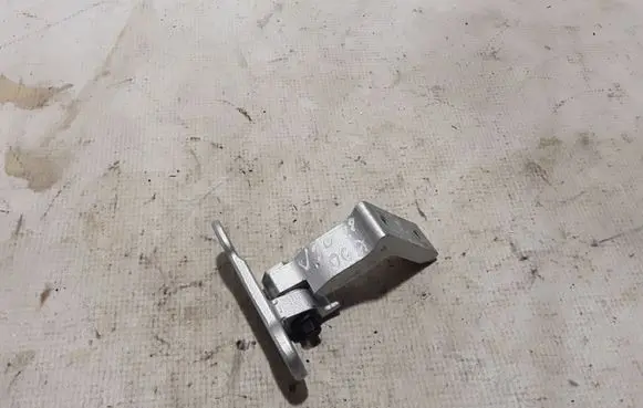 Volvo S90, V90 Rear door lower hinge 31442030