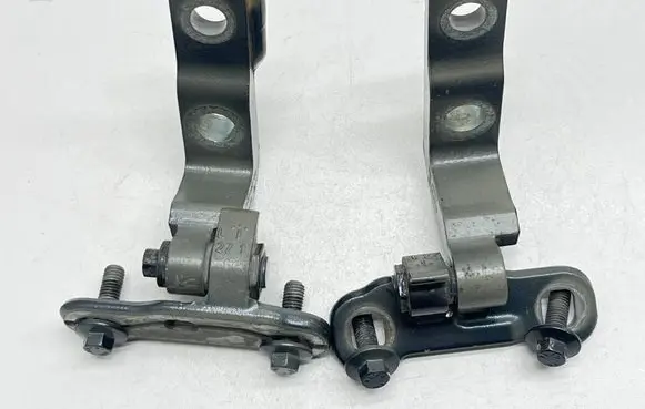 Volvo S90, V90 Front door hinge set 31371552 31424607