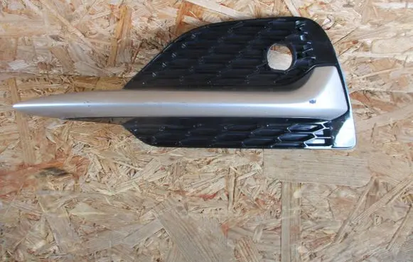 Nissan Qashqai Front bumper lower grill 62257-HV20A