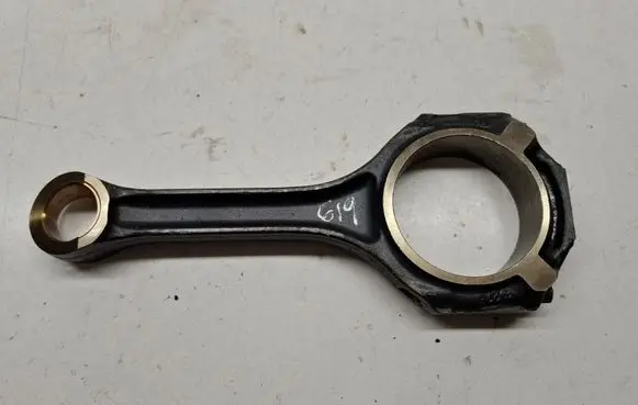 Mercedes-Benz SL AMG R231 Connecting rod/conrod 2760300520 A2760300520