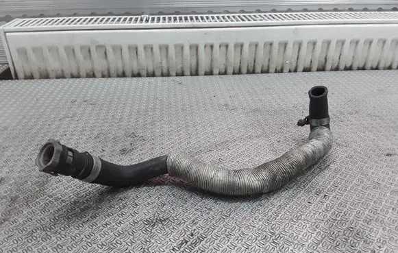 Volvo S40 Engine coolant pipe/hose