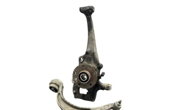 Front wheel hub