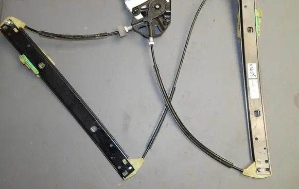 Audi Q3 8U Front door window regulator with motor