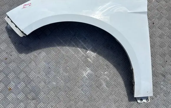 Ford Focus Fender