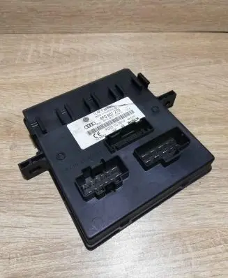 Audi A6 S6 C6 4F Comfort/convenience module 4F0907279 Basic