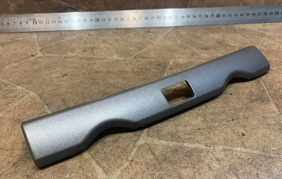 Dashboard glove box trim