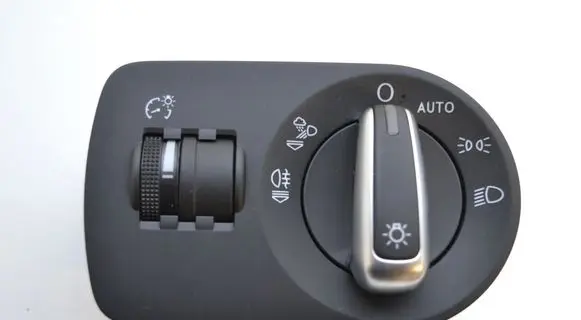 Audi Q3 8U Light switch 8X2941531AN