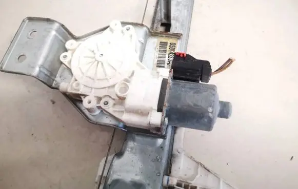 Dodge Caliber Rear door window regulator motor 128000682a 0130822279