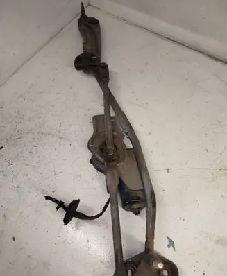 BMW 5 E39 Front wiper linkage and motor 404202 8360603 2379C