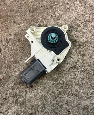 Audi A1 Front door window regulator motor 8K0959801C