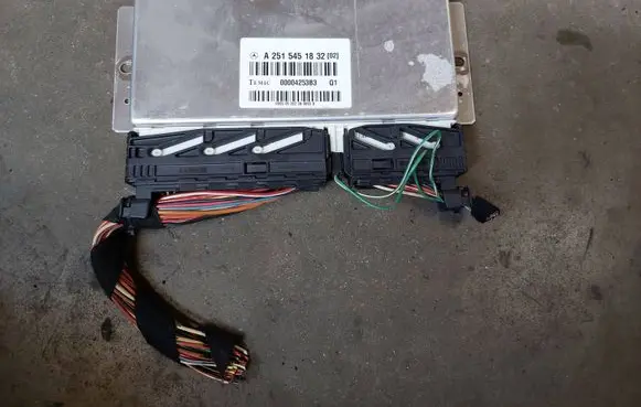 Mercedes-Benz ML W164 Other control units/modules A2515451832