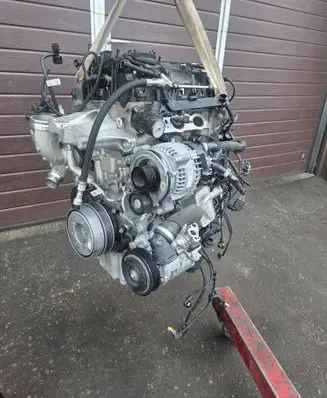 BMW 1 F40 Engine B38A15M1 B38A15