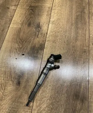 Fuel injector
