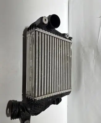 Porsche Macan (95B) Intercooler radiator 95B145803B