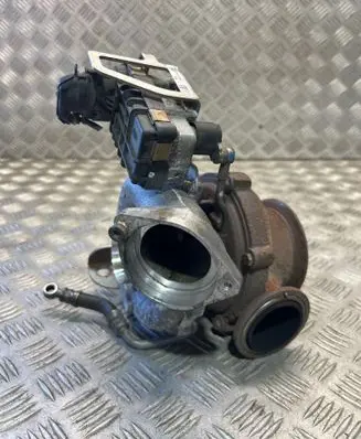 BMW 5 E60 E61 Turbo 7794259