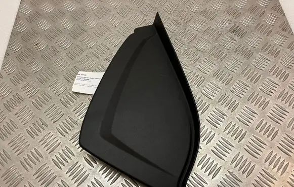 Land Rover Discovery 5 Dashboard side end trim HY3204481A